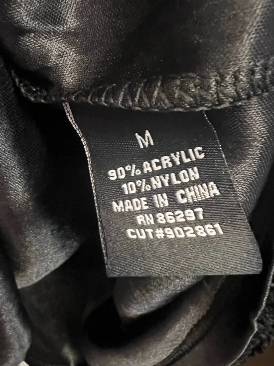 Vertigo Paris Striped Knit Dress Black and White - Picture 5 of 5